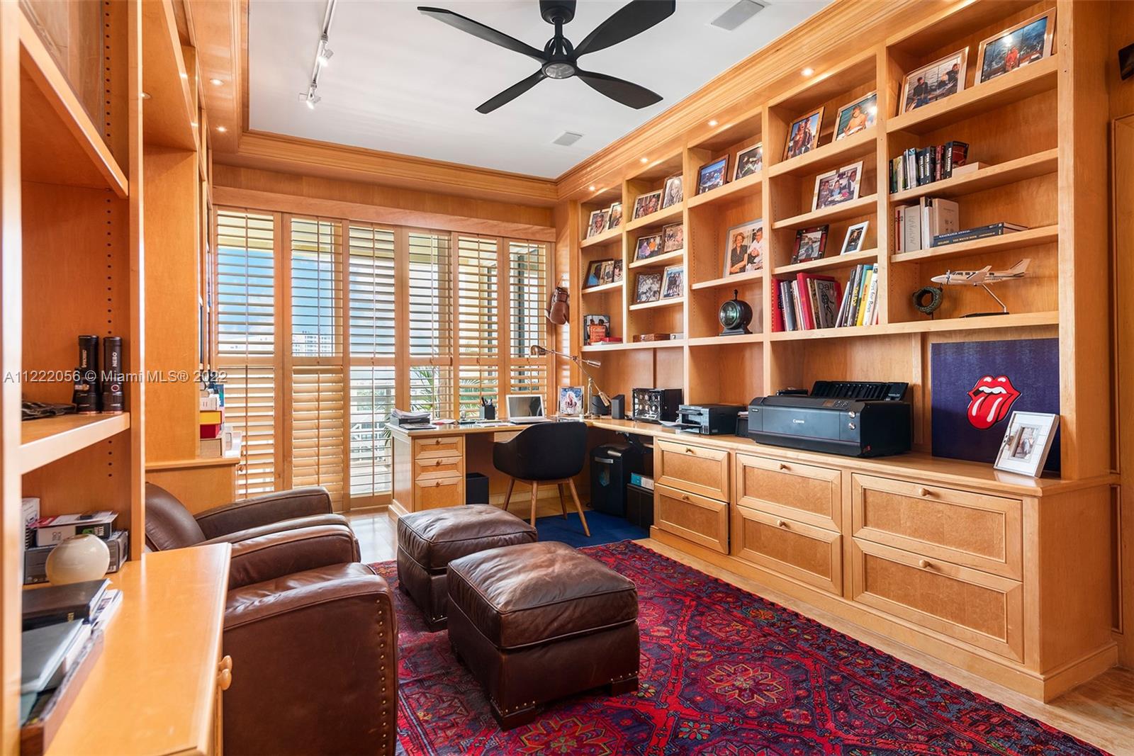 GRAND BAY RESIDENCES COND - Residential