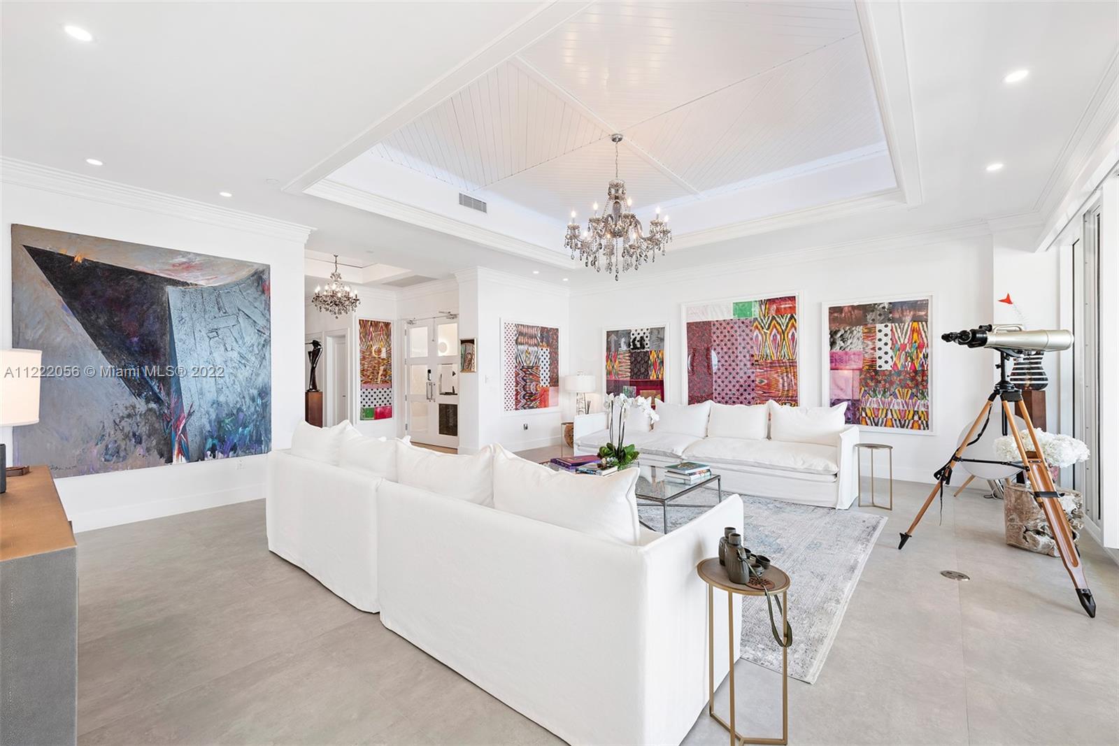 GRAND BAY RESIDENCES COND - Residential