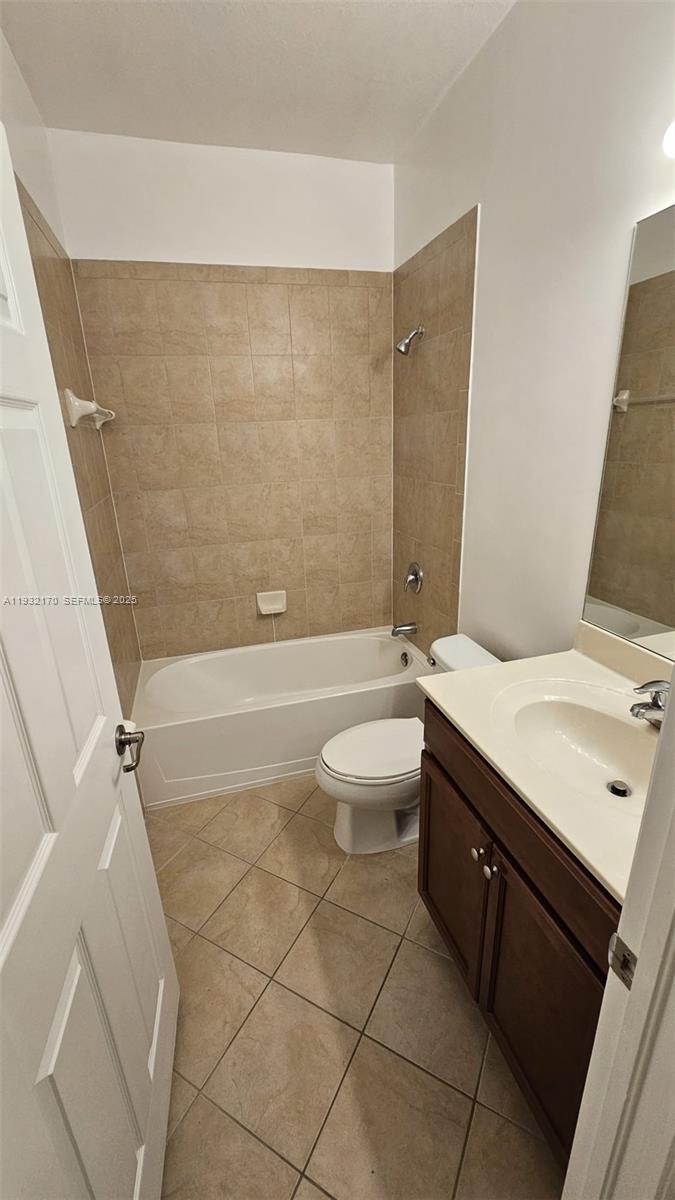 ST MORITZ ESTATES - Residential Lease