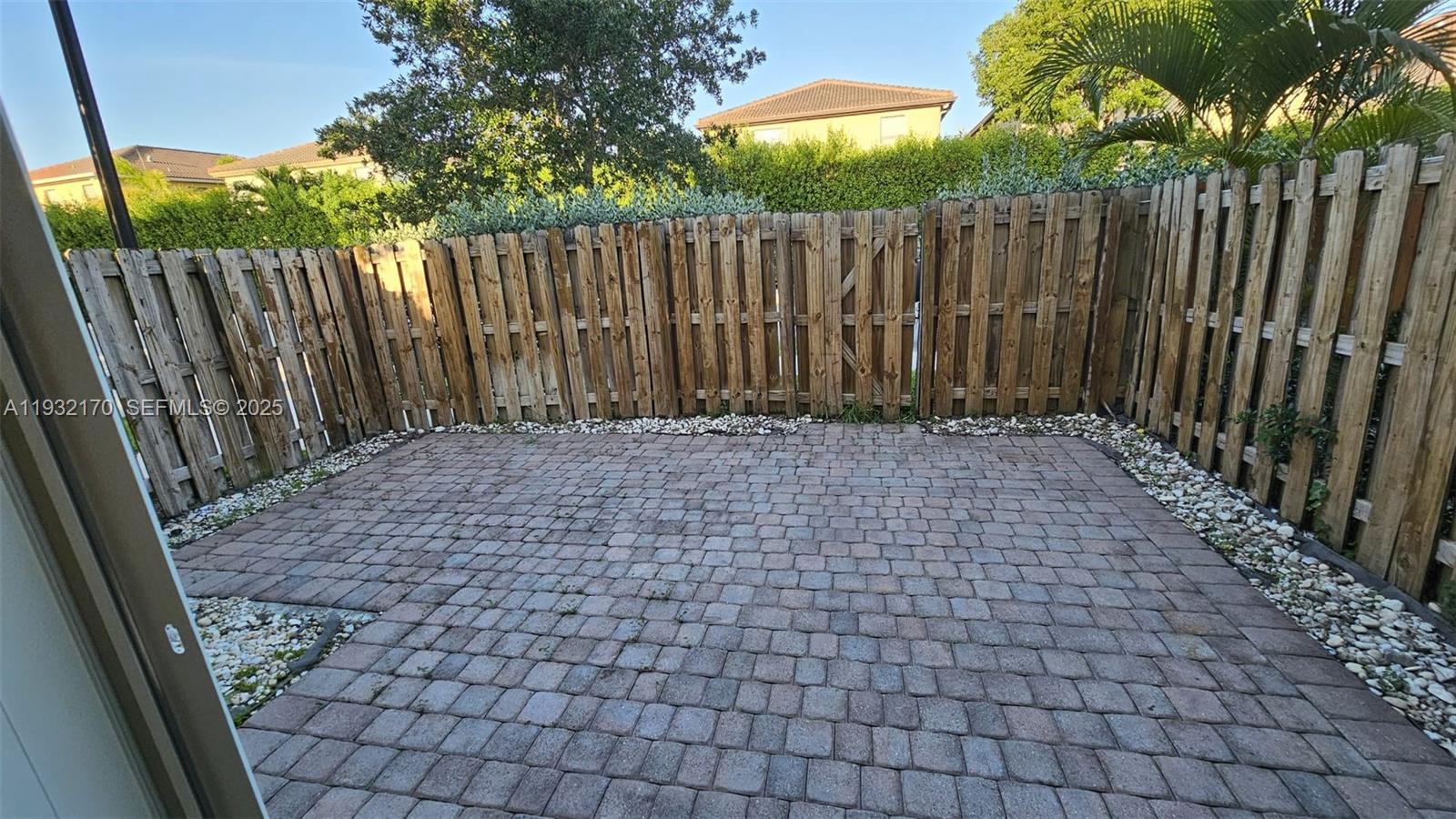 ST MORITZ ESTATES - Residential Lease