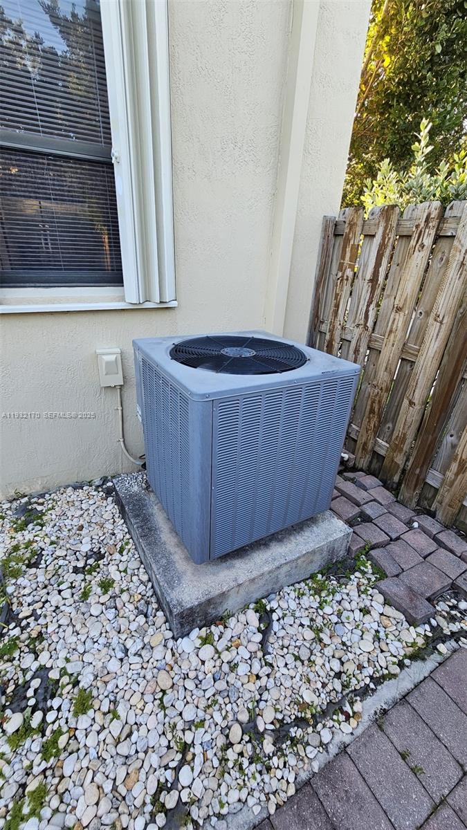 ST MORITZ ESTATES - Residential Lease