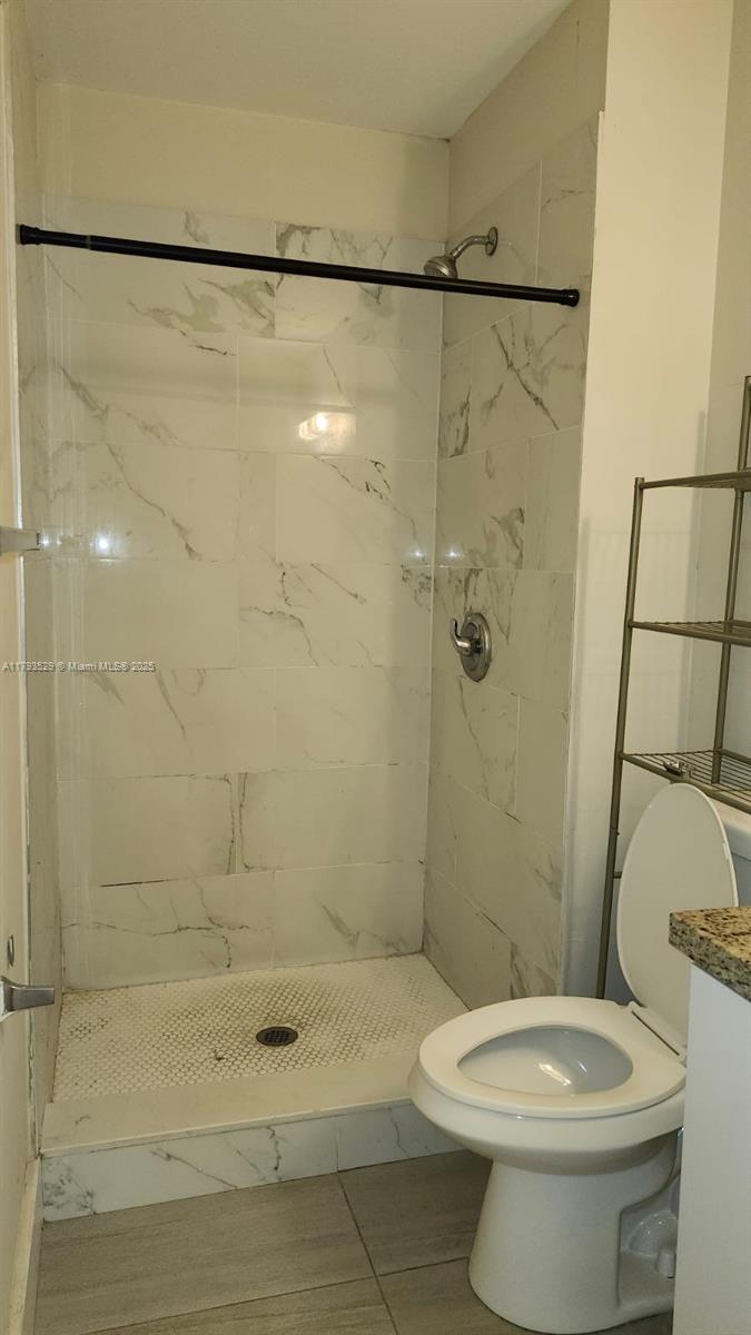 CAMELOT THREE CONDO - Residential