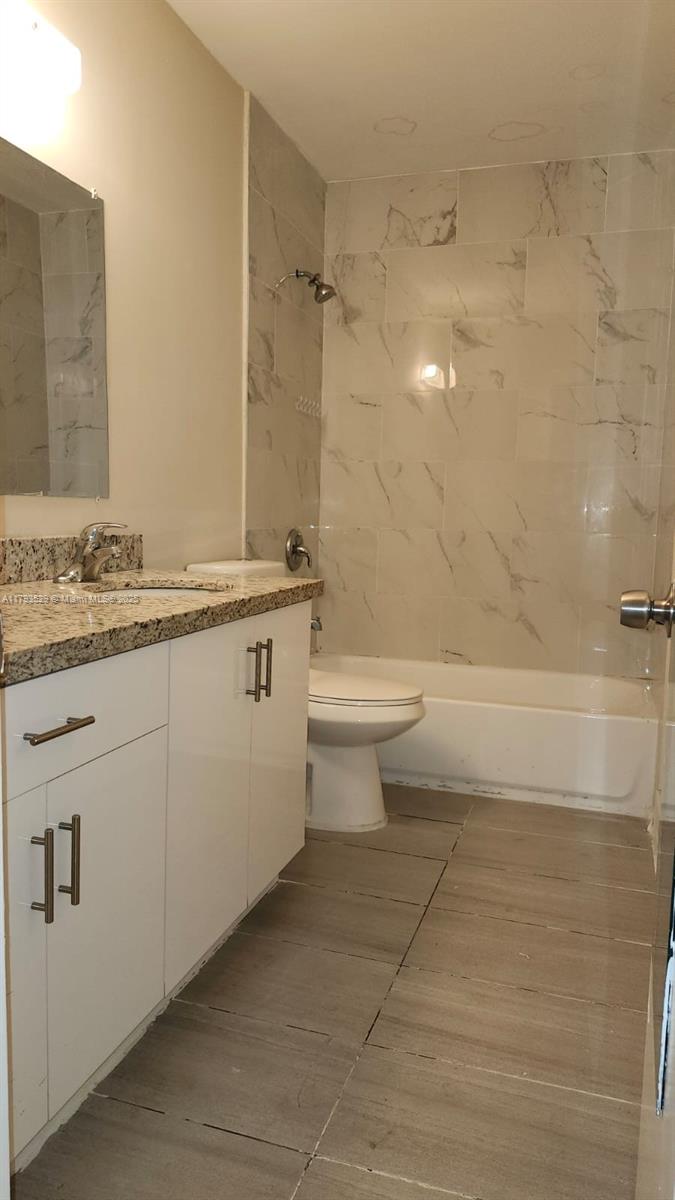 CAMELOT THREE CONDO - Residential