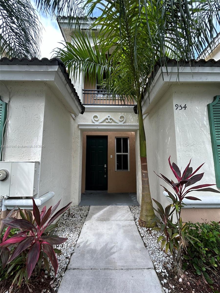 Lake Townhouse for rent in Homestead. Marbella Bay, a lake quiet community close to Homestead Baptist Hospital. Association request minimum score of 675 at least on one of the tenants. One Bed & One full bath downstairs. 2 bed/2bath upstairs. Tile in living areas. Easy to show!