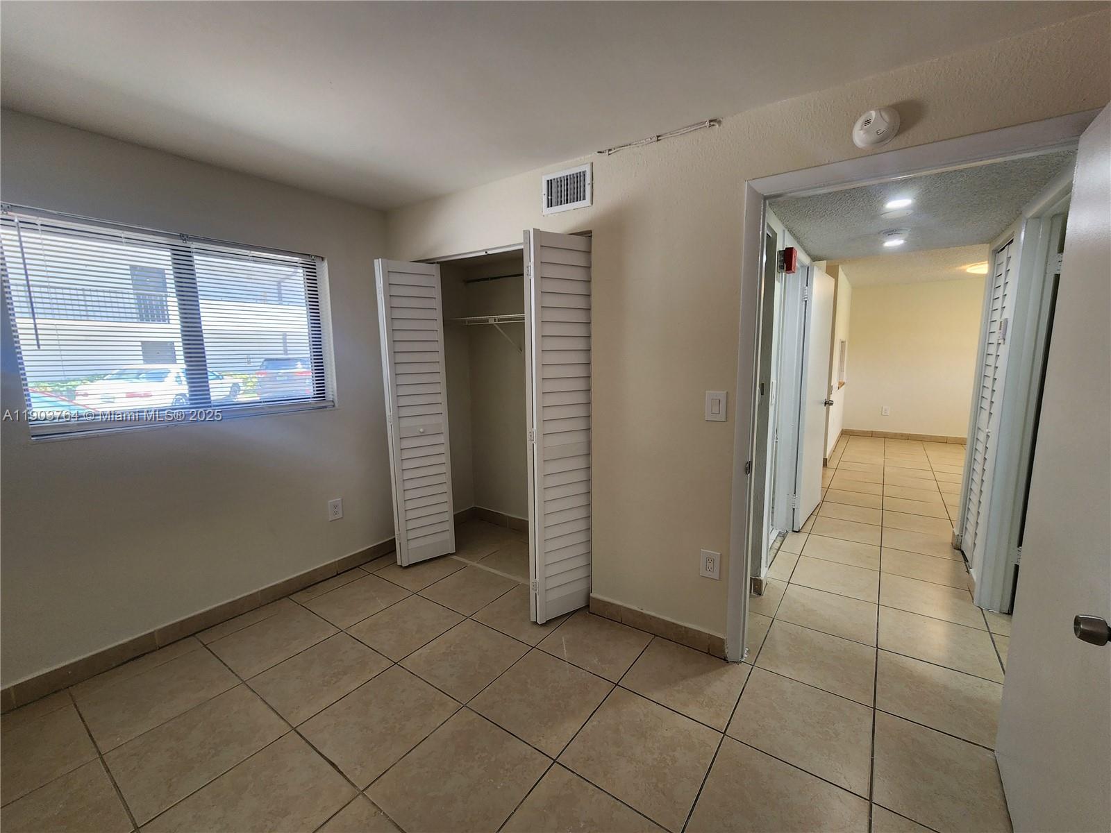 A A DOOLEY SUB - Residential Lease