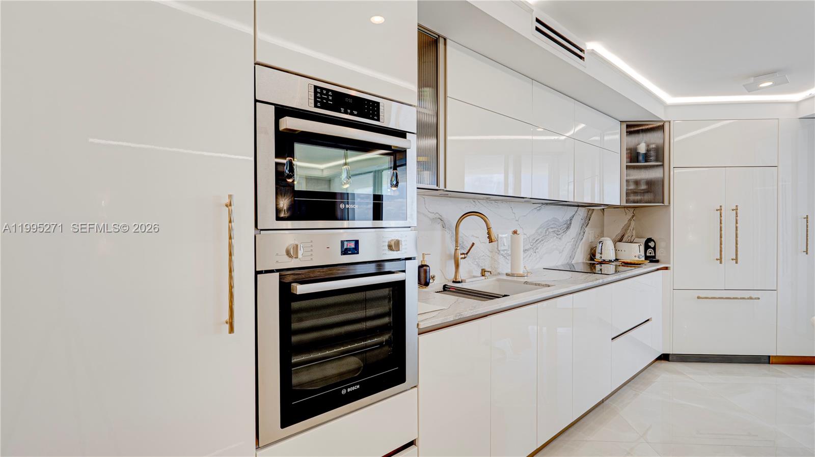 SANDS POINTE OCEAN BEACH - Residential