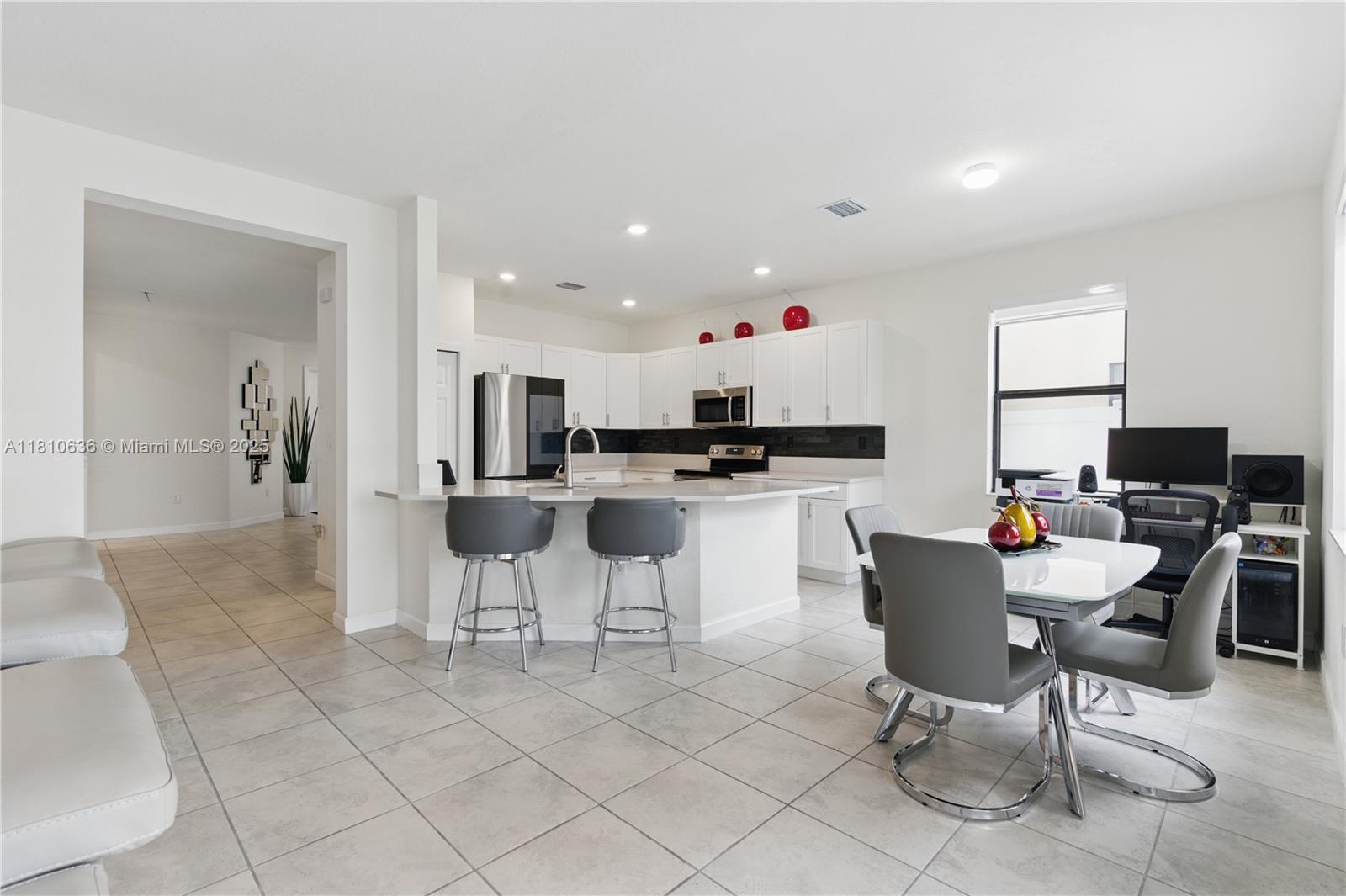 AQUABELLA SECTION TWO - Residential