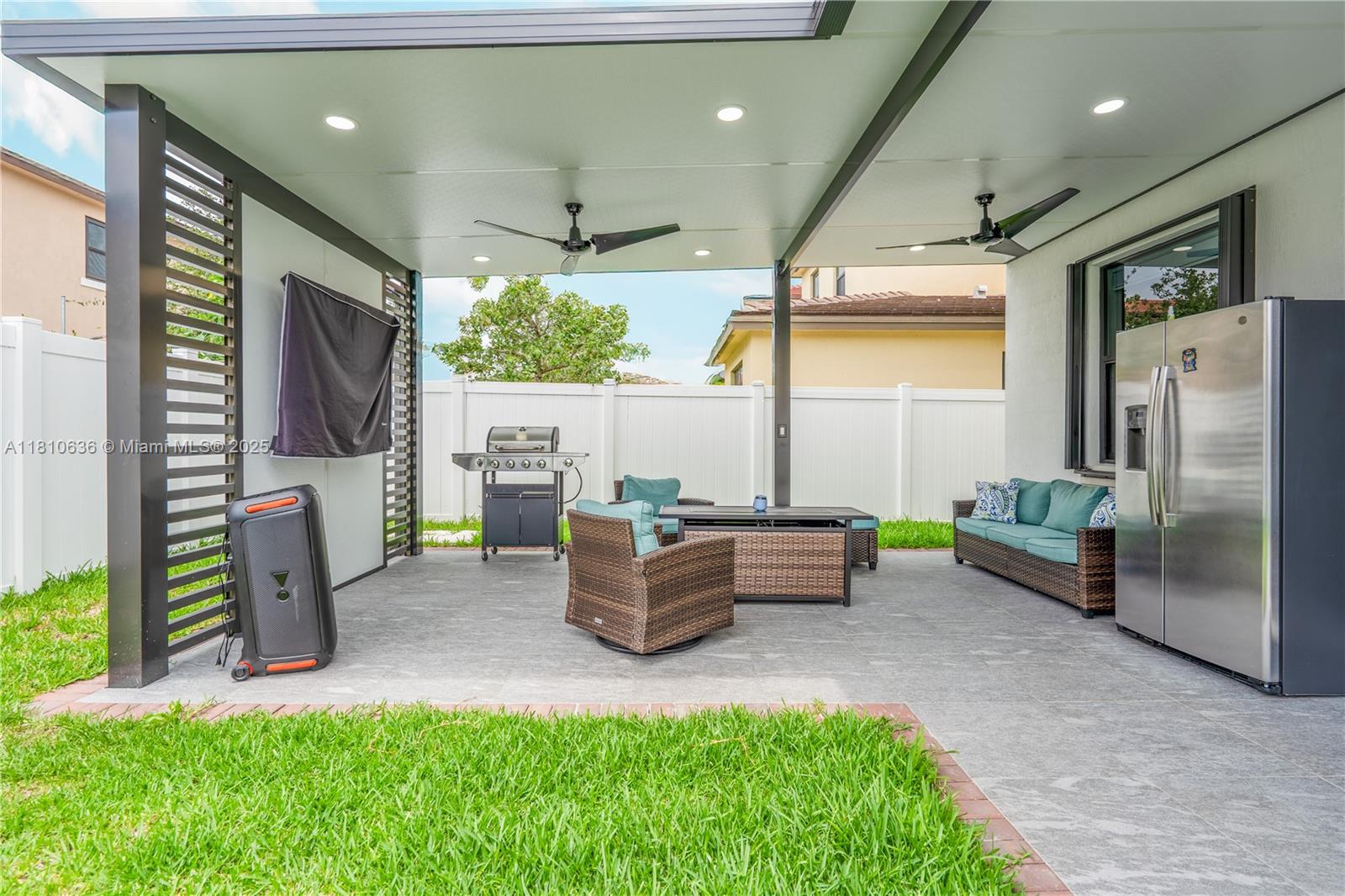 AQUABELLA SECTION TWO - Residential