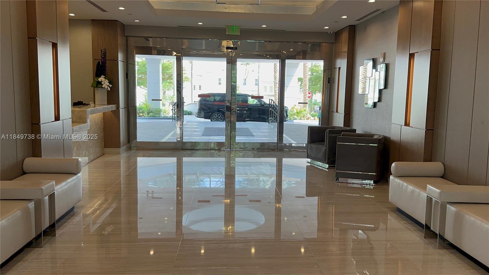 ATLANTIC I AT THE POINT C - Residential Lease