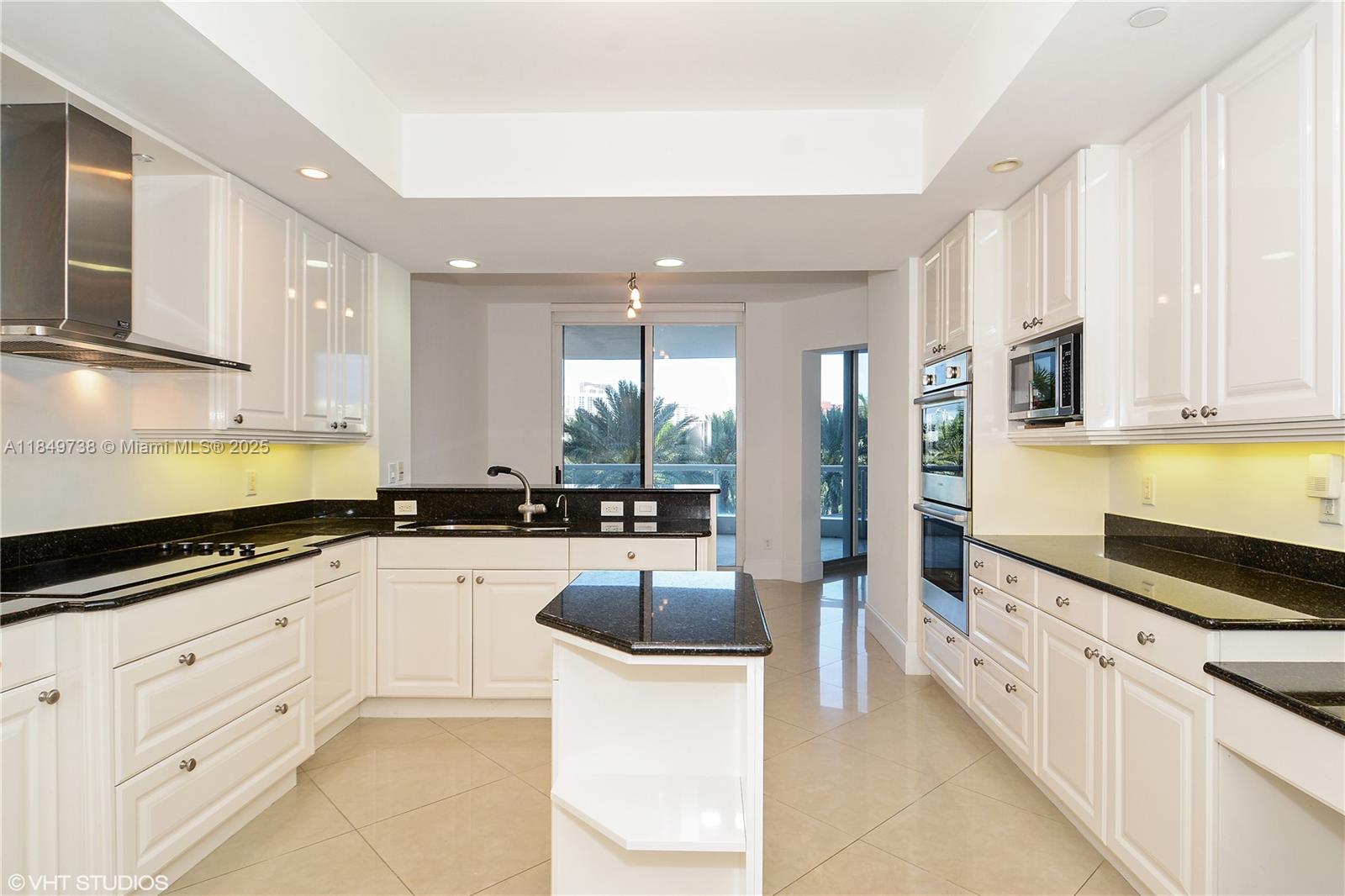 Bright and Spacious 3 bed/3.5bath unit with a private elevator and foyer. Open floor plan, breakfast nook area, 3 separate balconies, porcelain floors throughout, new walk in closets in every bedroom. Laundry room with sink. Inside the exclusive gated condominium The Point, offering a full service spa, swimming pools, tennis courts, library, movie theater, kids play area, and valet service. THE APT IS UNDERGOING RENOVATIONS AND WILL BE READY FOR MOVE IN LATE AUGUST.