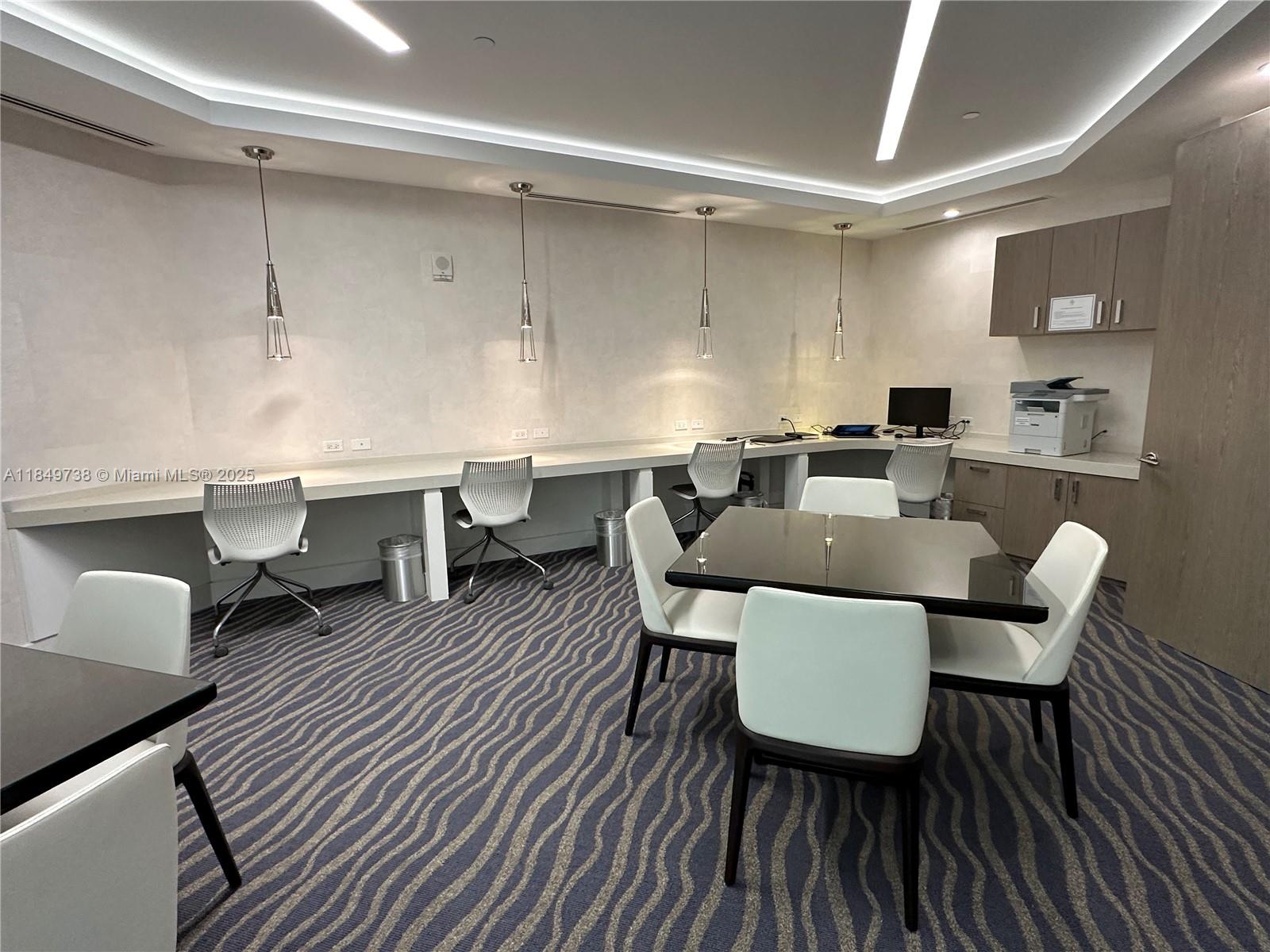 ATLANTIC I AT THE POINT C - Residential Lease