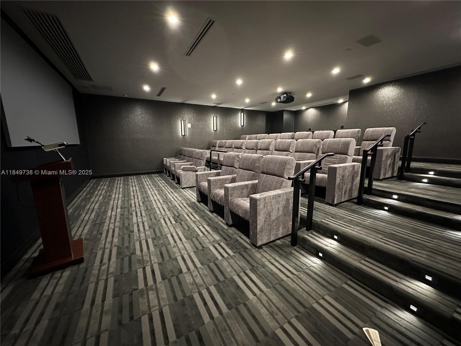 ATLANTIC I AT THE POINT C - Residential Lease