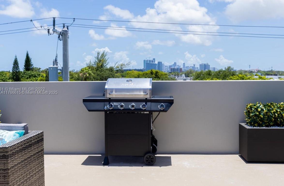 NEOS MIMO HOUSE CONDO - Residential