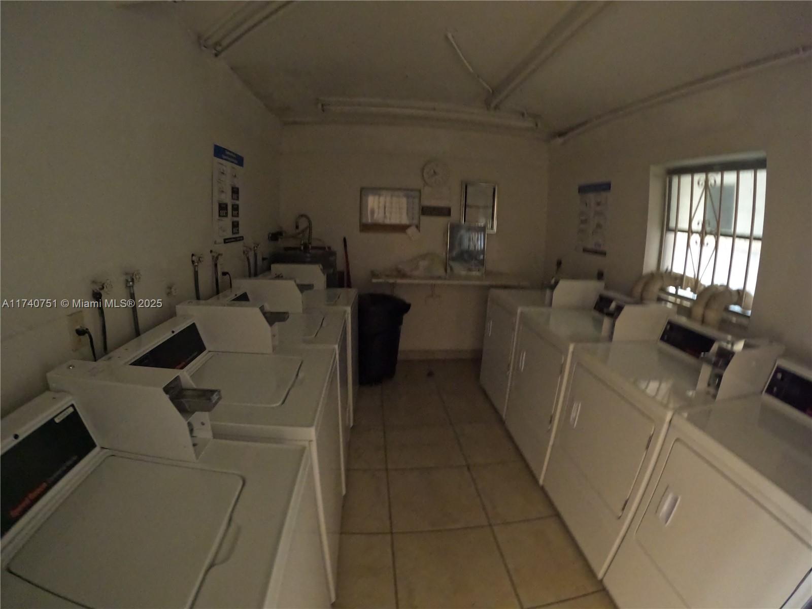 MADRID TERRACE CONDO - Residential