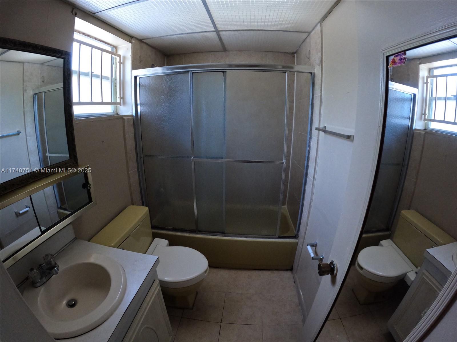 MADRID TERRACE CONDO - Residential