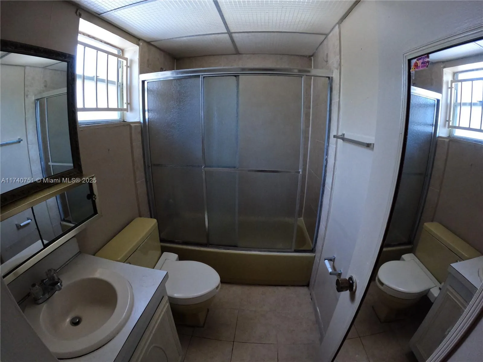 Miami, Florida 33144, United States, 2 Bedrooms Bedrooms, ,2 BathroomsBathrooms,Residential,Active,6900