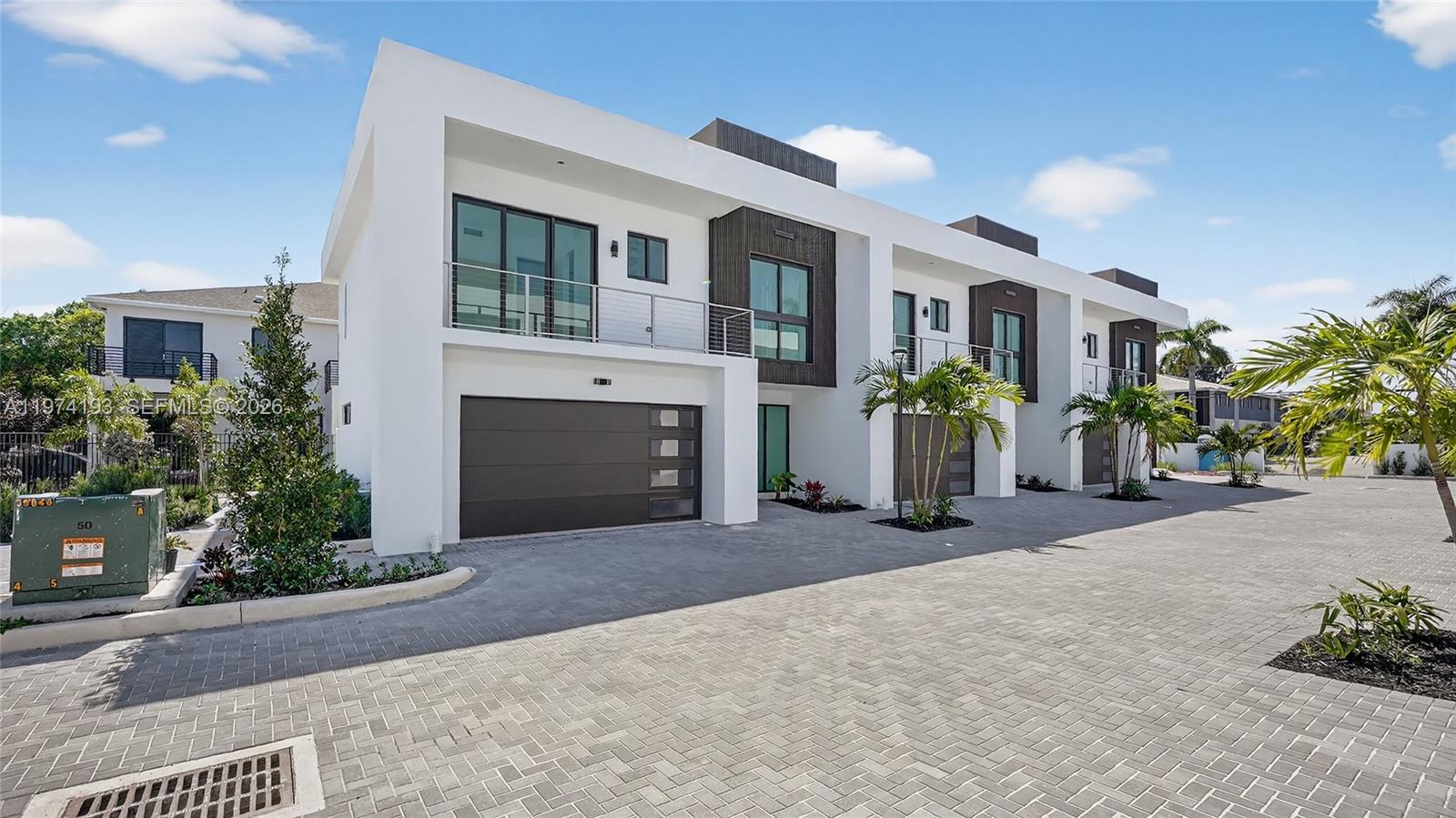 H20 DANIA BEACH - Residential