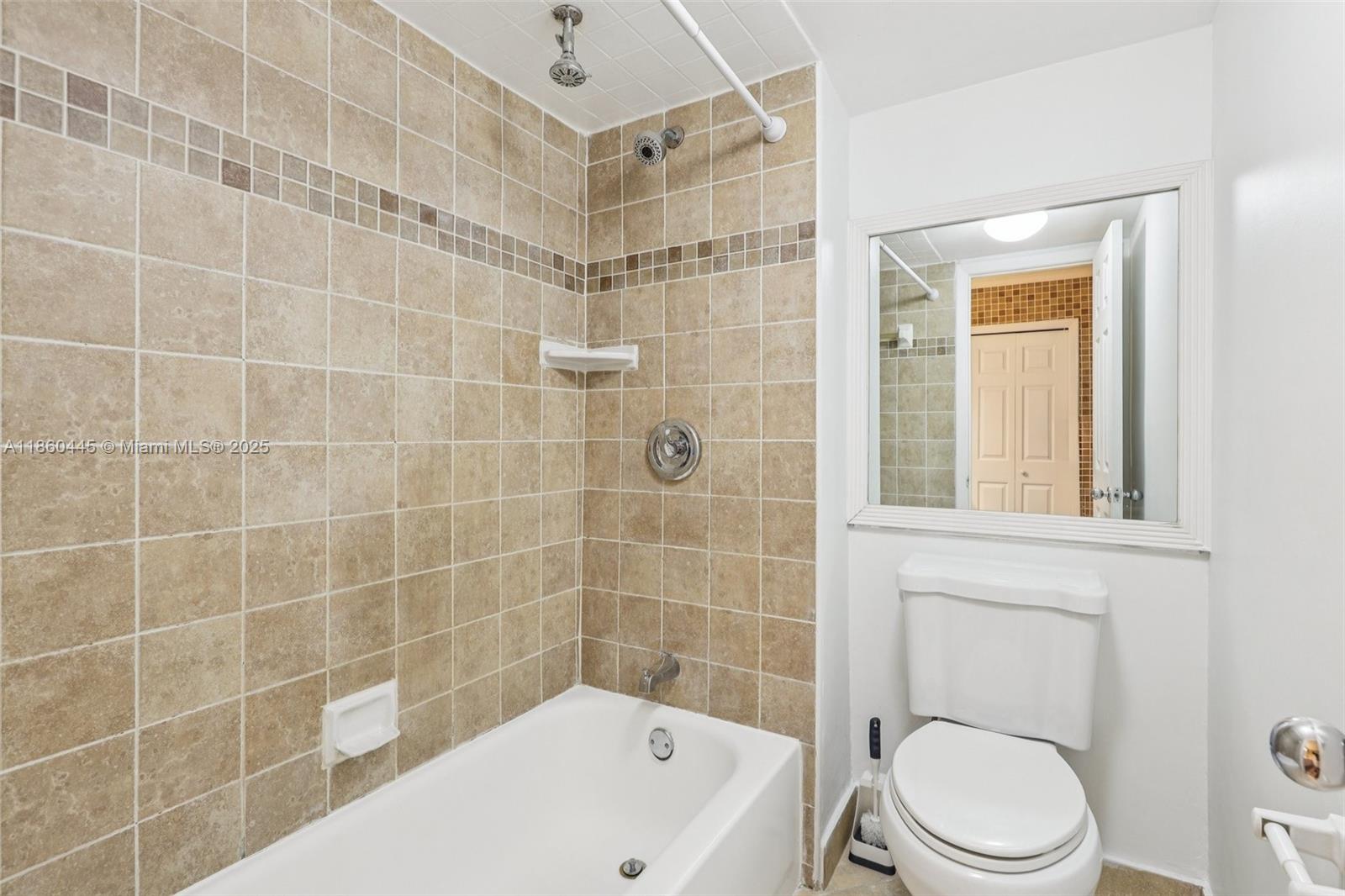 RACQUET CLUB APARTMENTS A - Residential