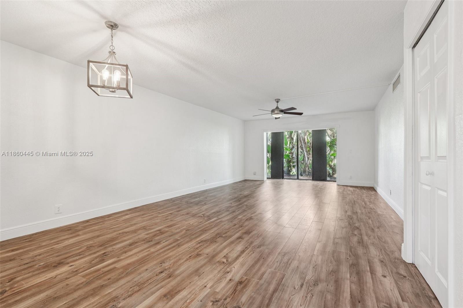 RACQUET CLUB APARTMENTS A - Residential