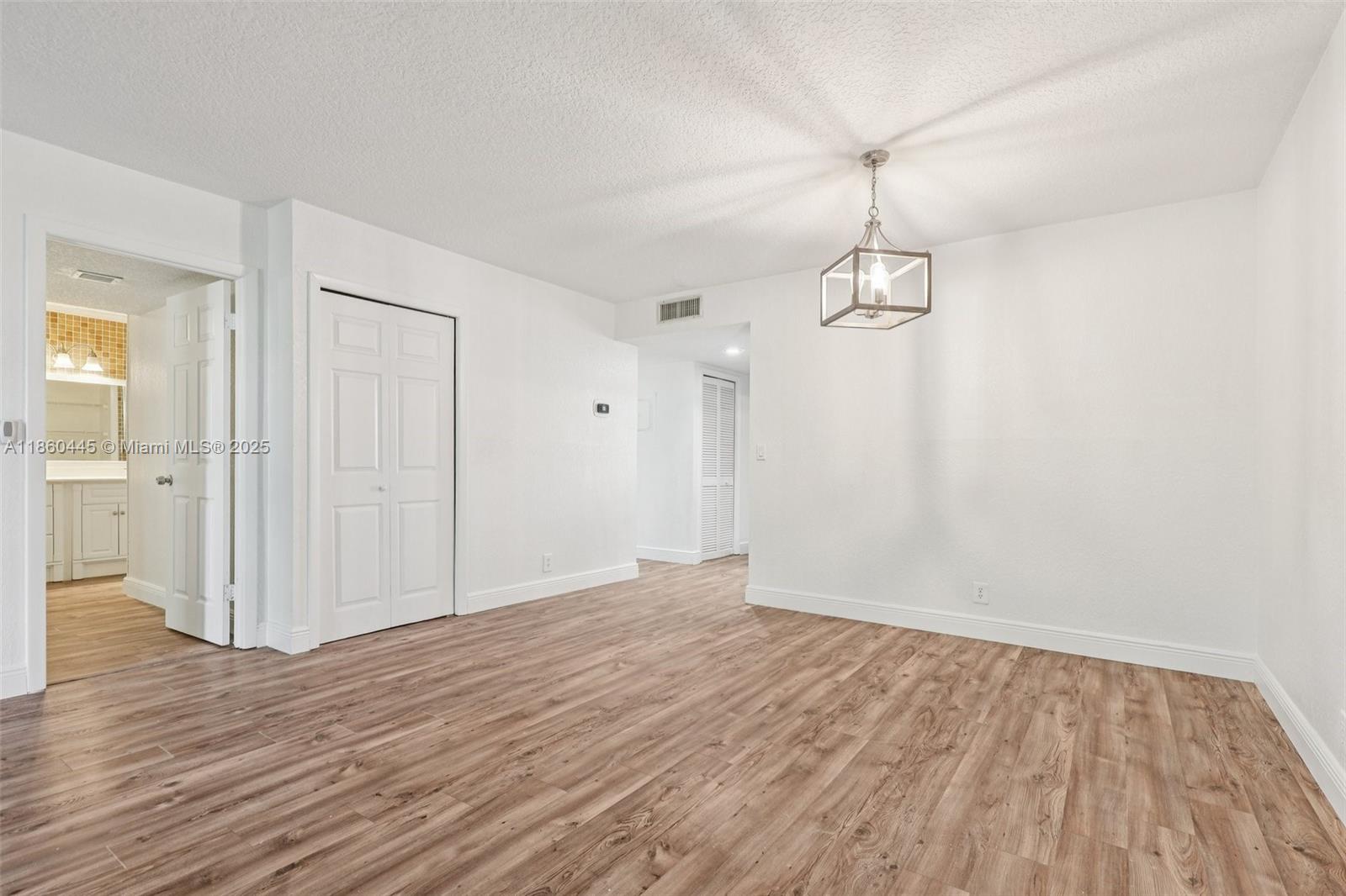 RACQUET CLUB APARTMENTS A - Residential