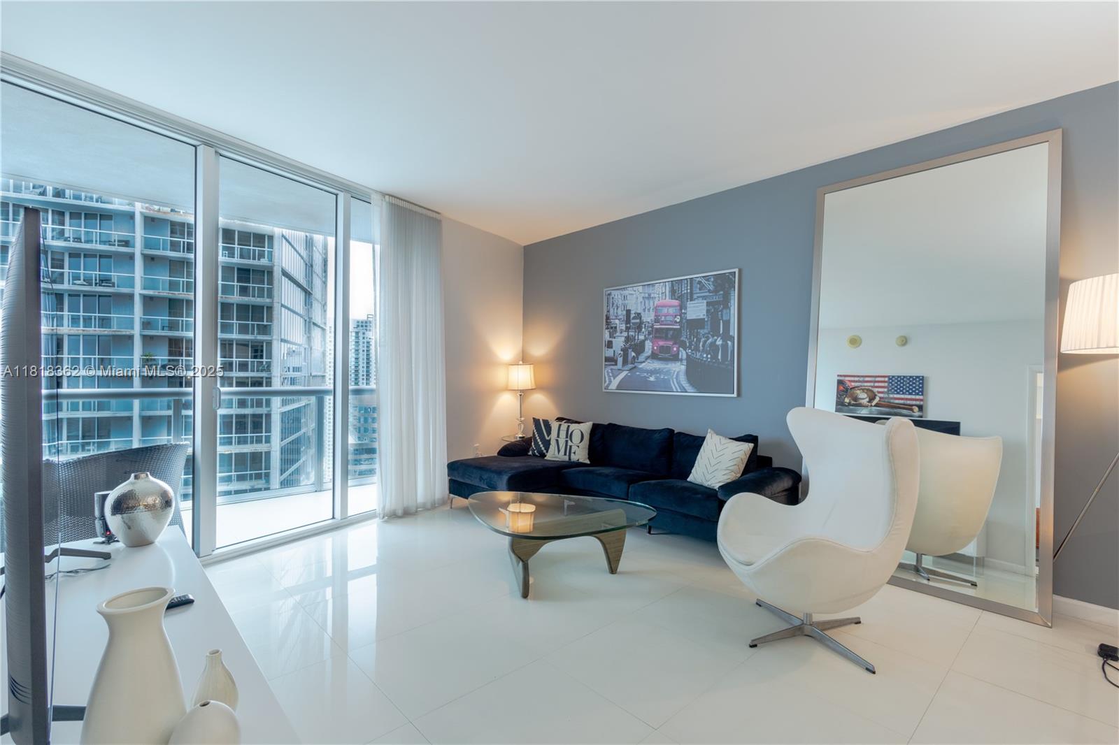 ICONBRICKELL CONDO NO 1 - Residential