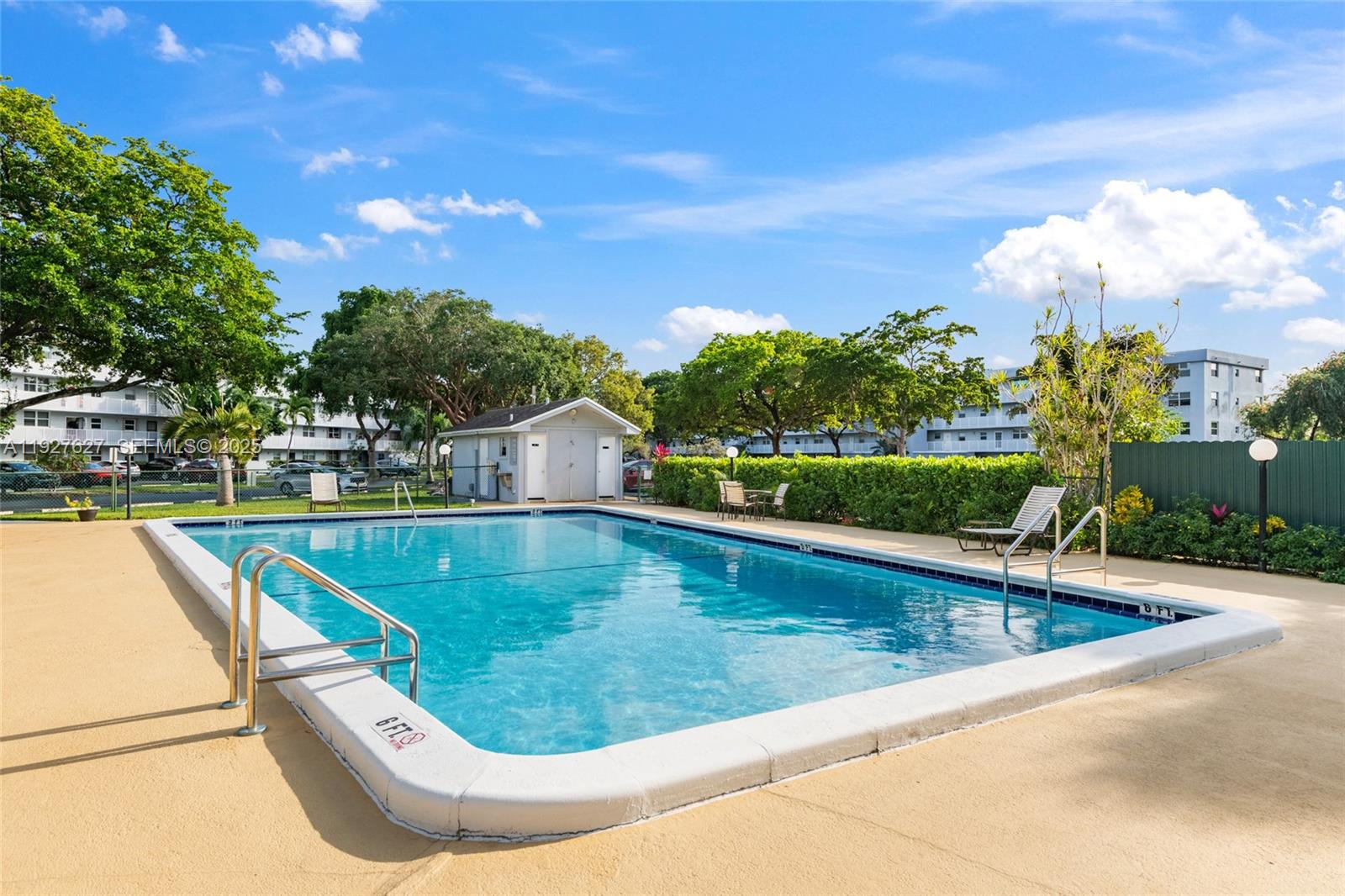 ROYAL PARK CONDO - Residential Lease