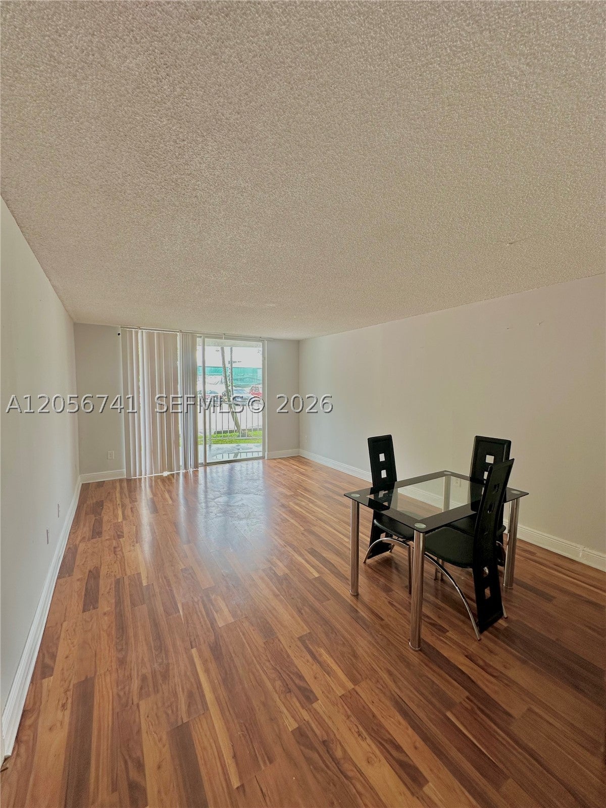 486 NW 165th St Rd B-103