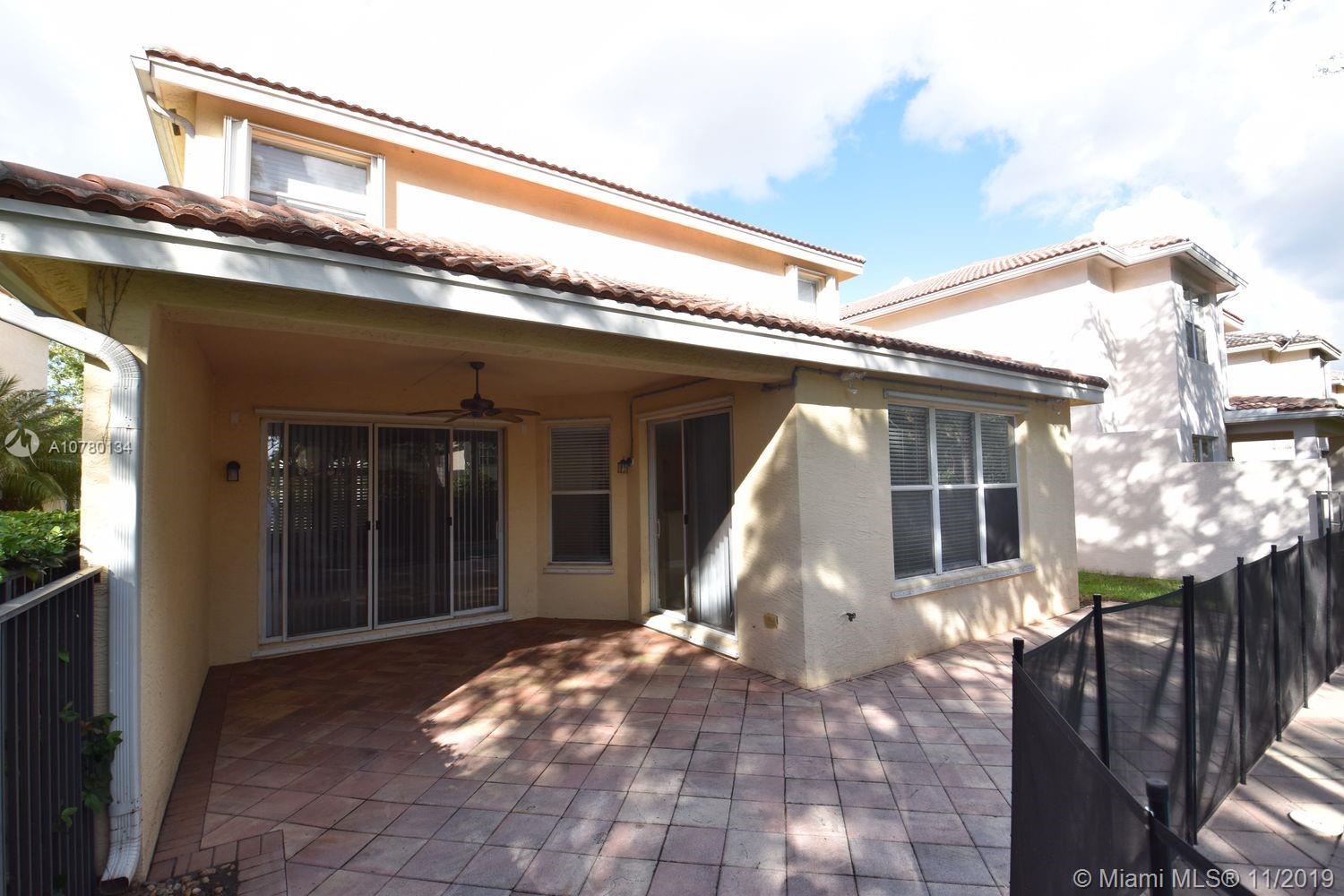 CANYON ISLES 1 - Residential Lease