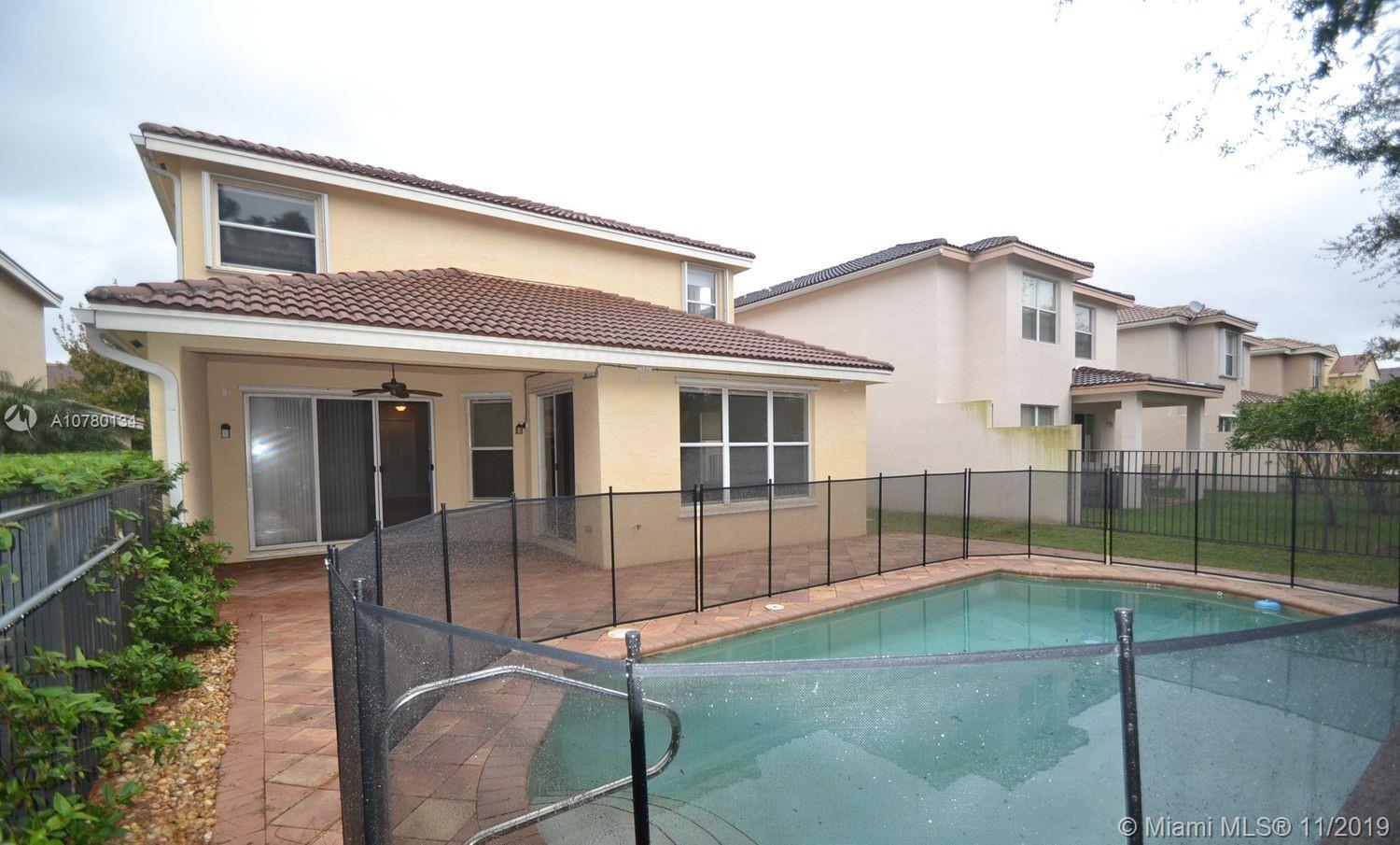 CANYON ISLES 1 - Residential Lease