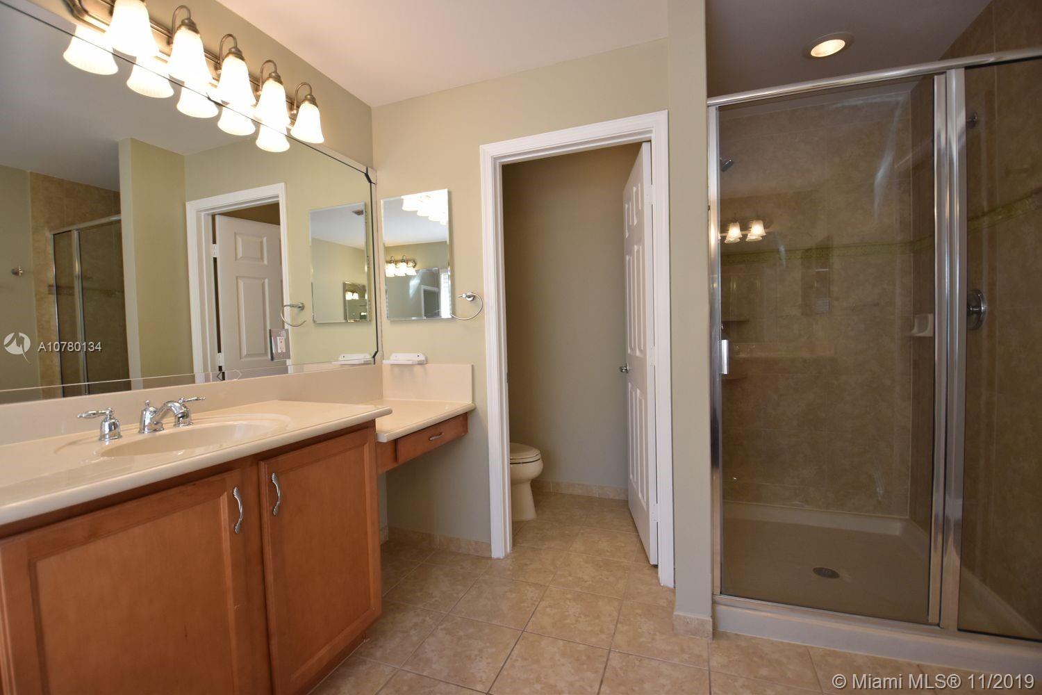 CANYON ISLES 1 - Residential Lease