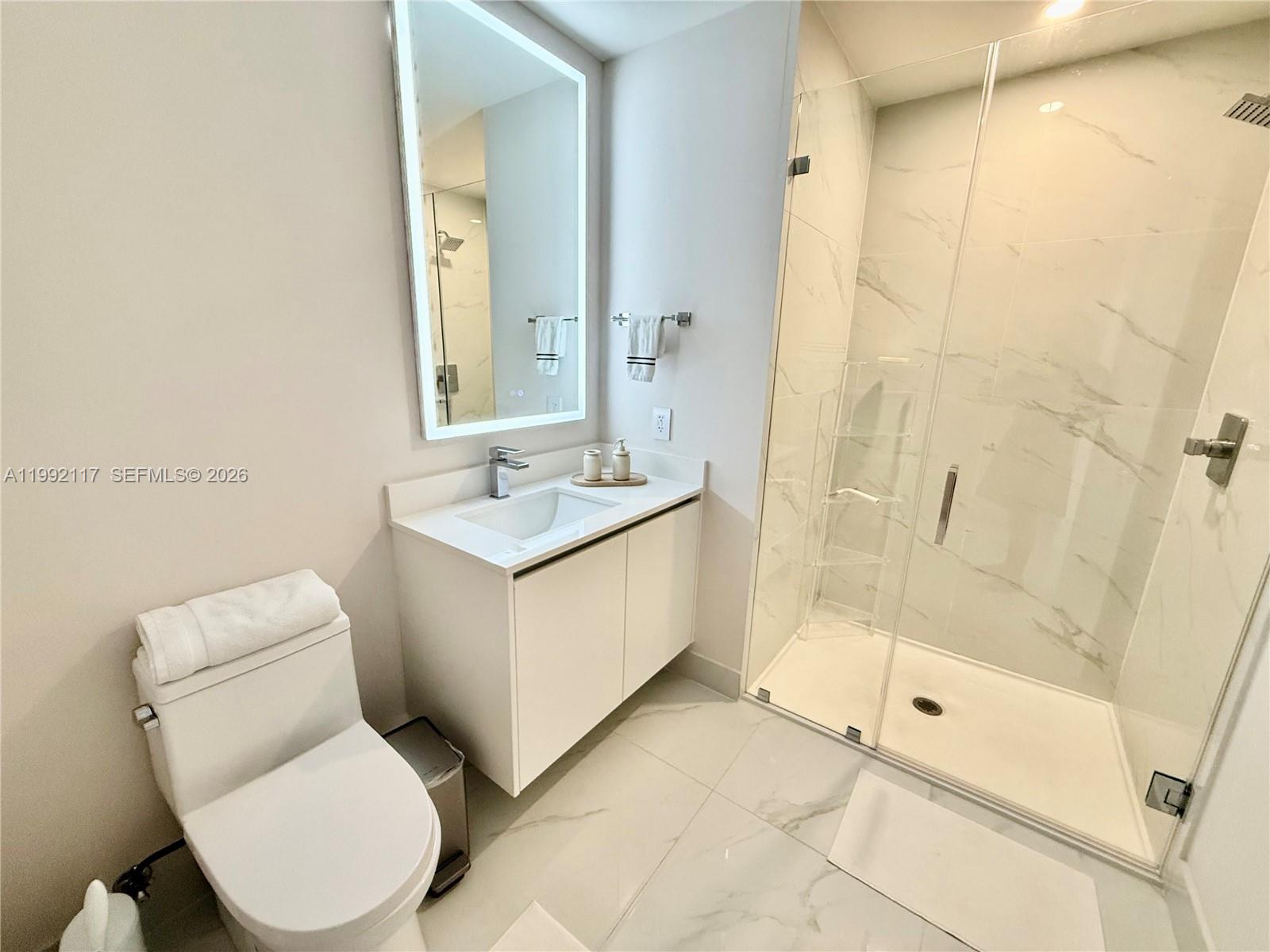 ARIA RESERVE - Residential Lease