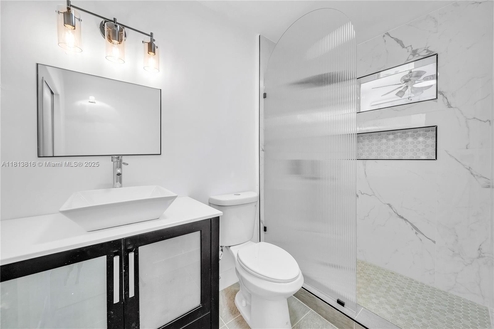 SOUTH BAY ESTATES - Residential Lease