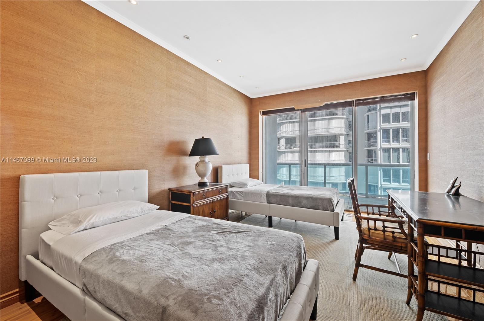 THE PALACE AT BAL HARBOUR - Residential