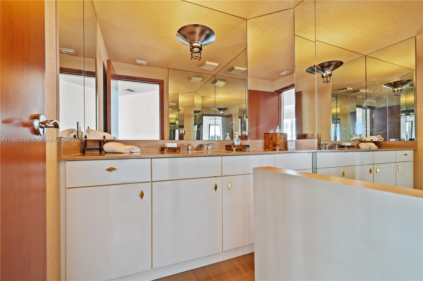 THE PALACE AT BAL HARBOUR - Residential