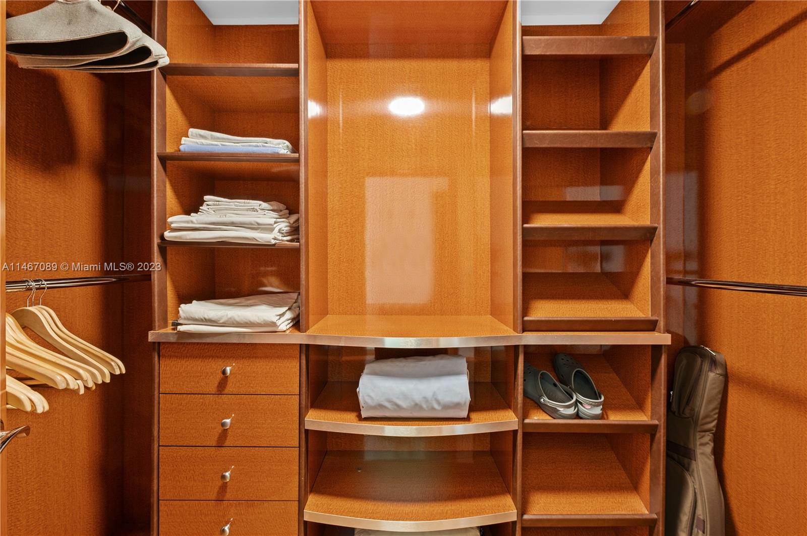 THE PALACE AT BAL HARBOUR - Residential