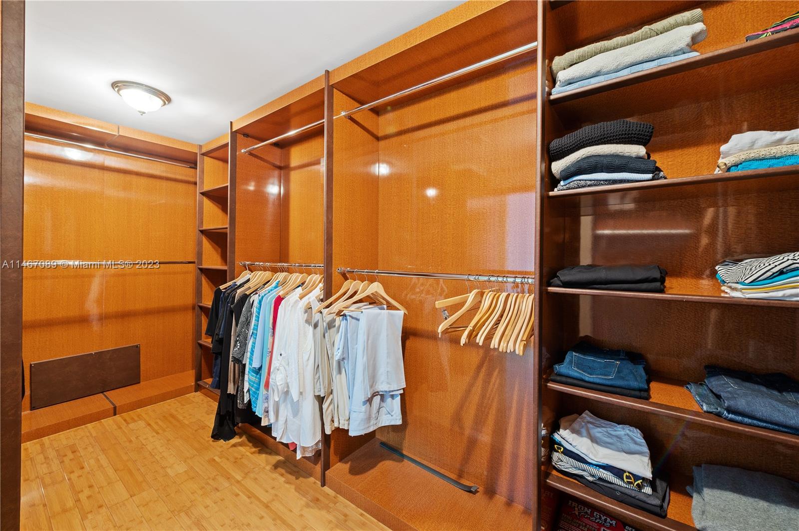 THE PALACE AT BAL HARBOUR - Residential