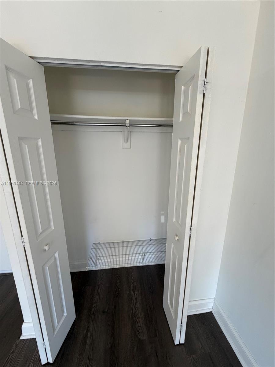 EL CID CONDO - Residential