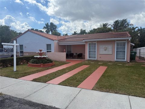 106 SW 96th Ct Miami FL 33174