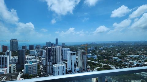 185 SW 7th St 3814 Miami FL 33130