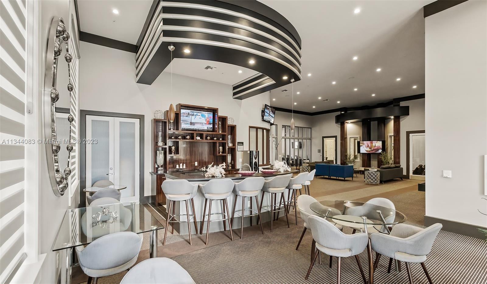 City Center on 7th - Residential Lease