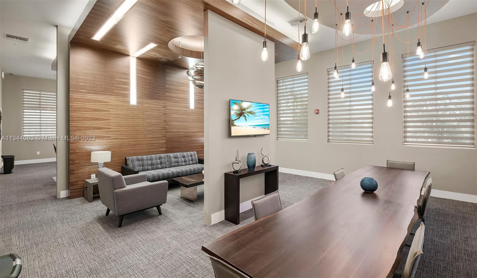 City Center on 7th - Residential Lease