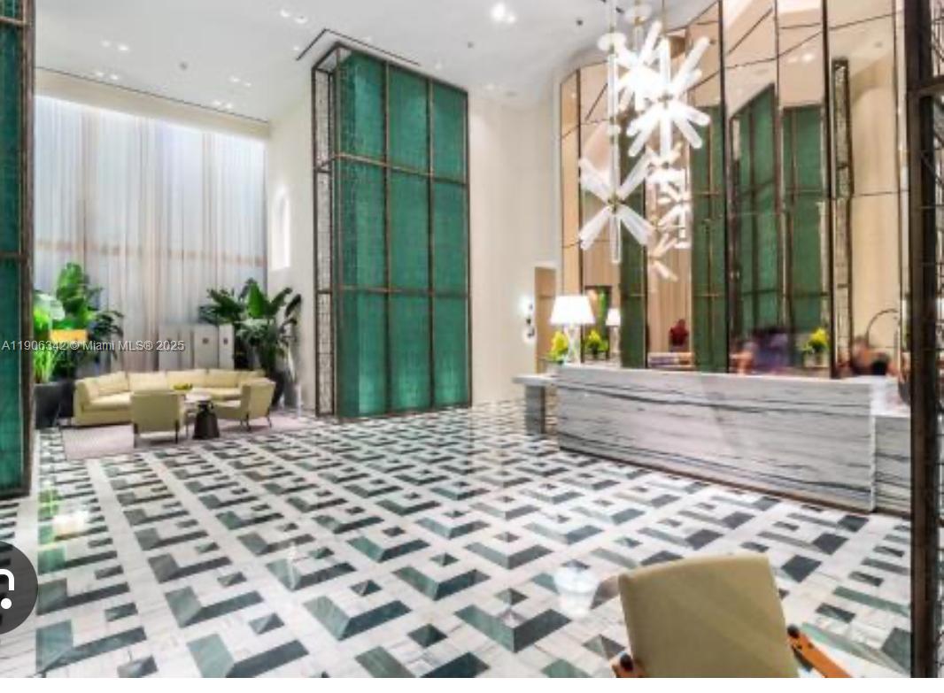 801 SMA RESIDENCES CONDO - Residential