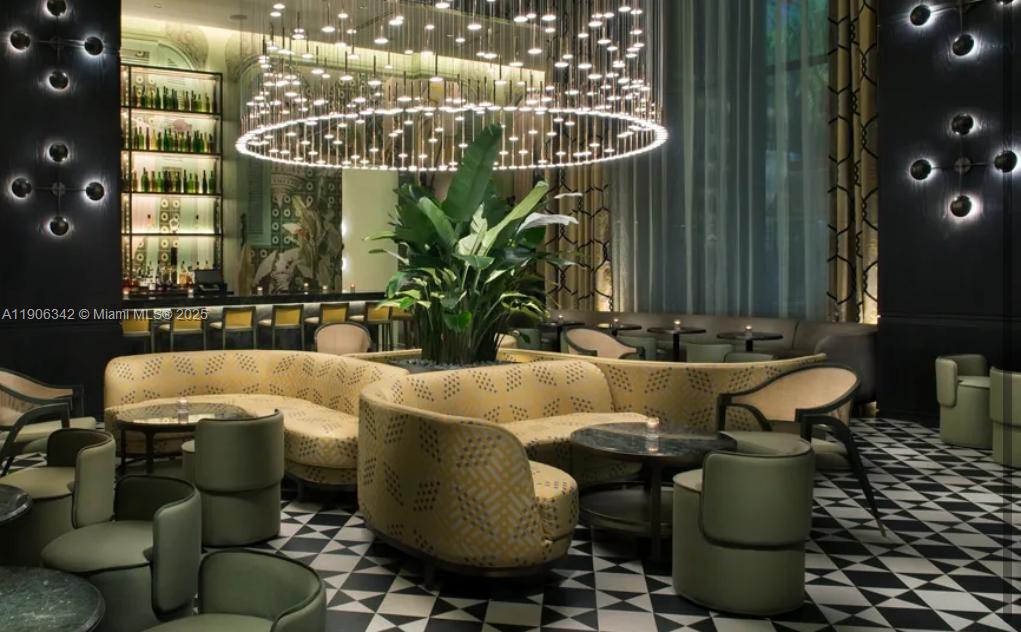 801 SMA RESIDENCES CONDO - Residential