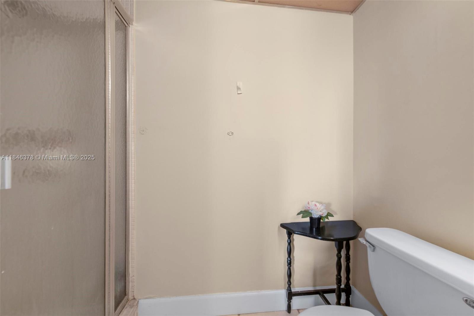 KINGS POINT MONACO CONDOS - Residential Lease
