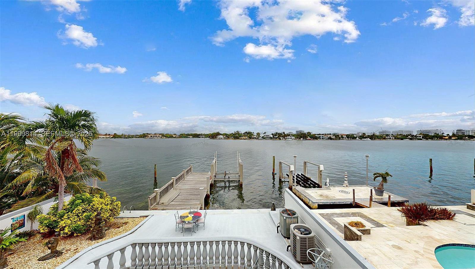 BISCAYNE BEACH-2ND ADDN - Residential