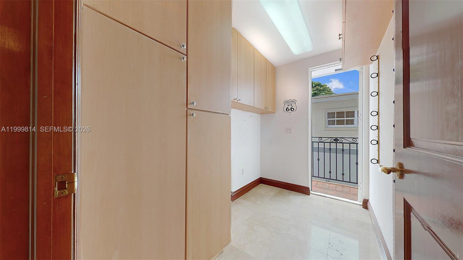 BISCAYNE BEACH-2ND ADDN - Residential