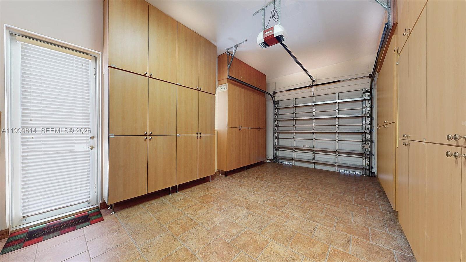 BISCAYNE BEACH-2ND ADDN - Residential