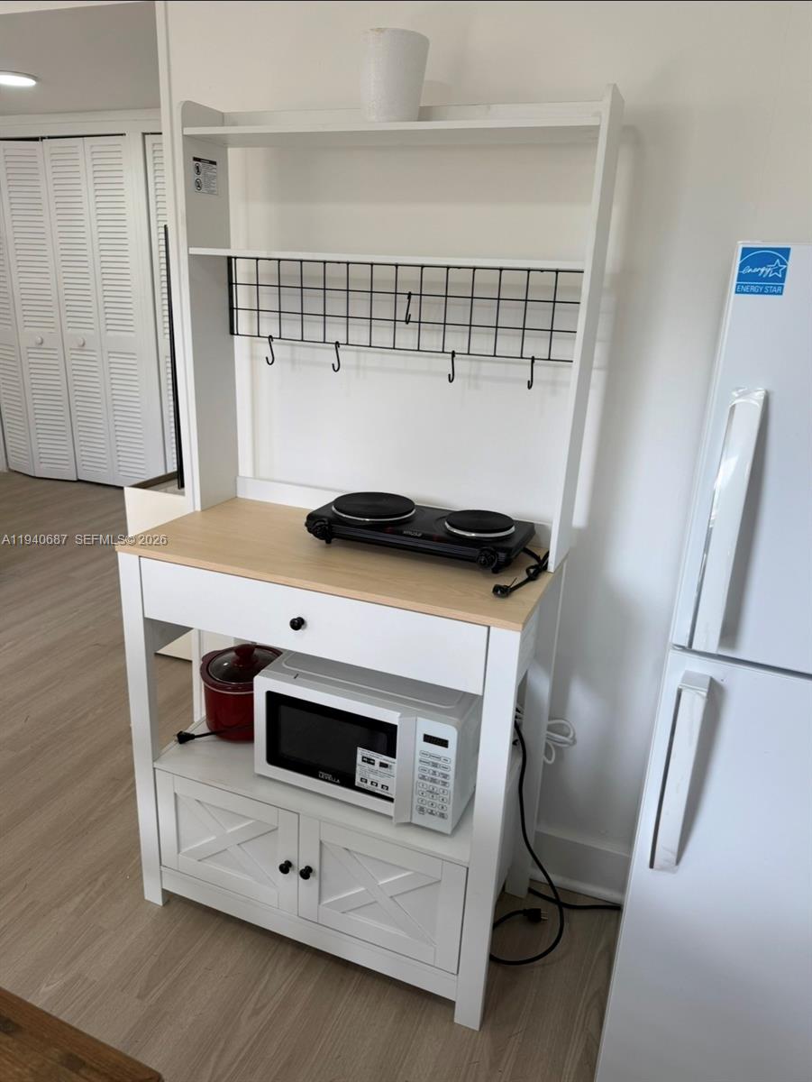 NORTH RIDGE - Residential Lease