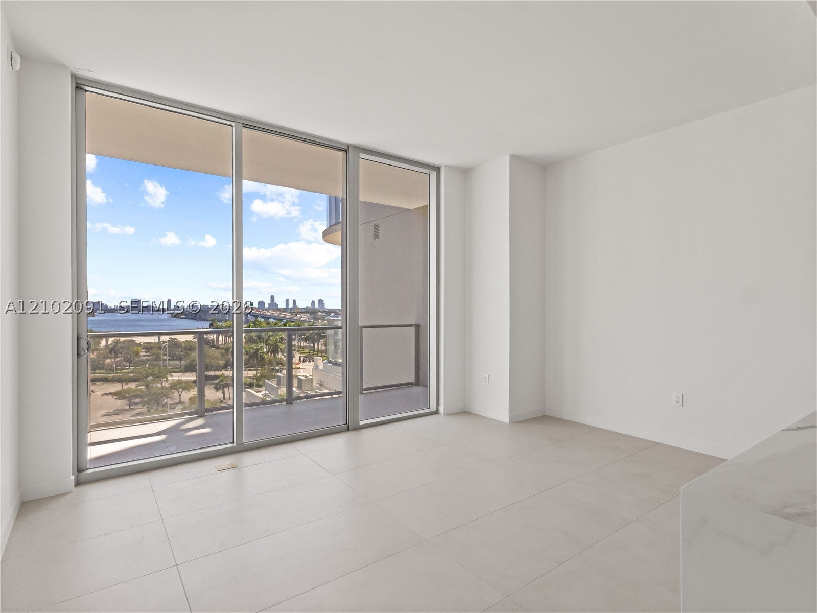 1400 Biscayne Blvd 308