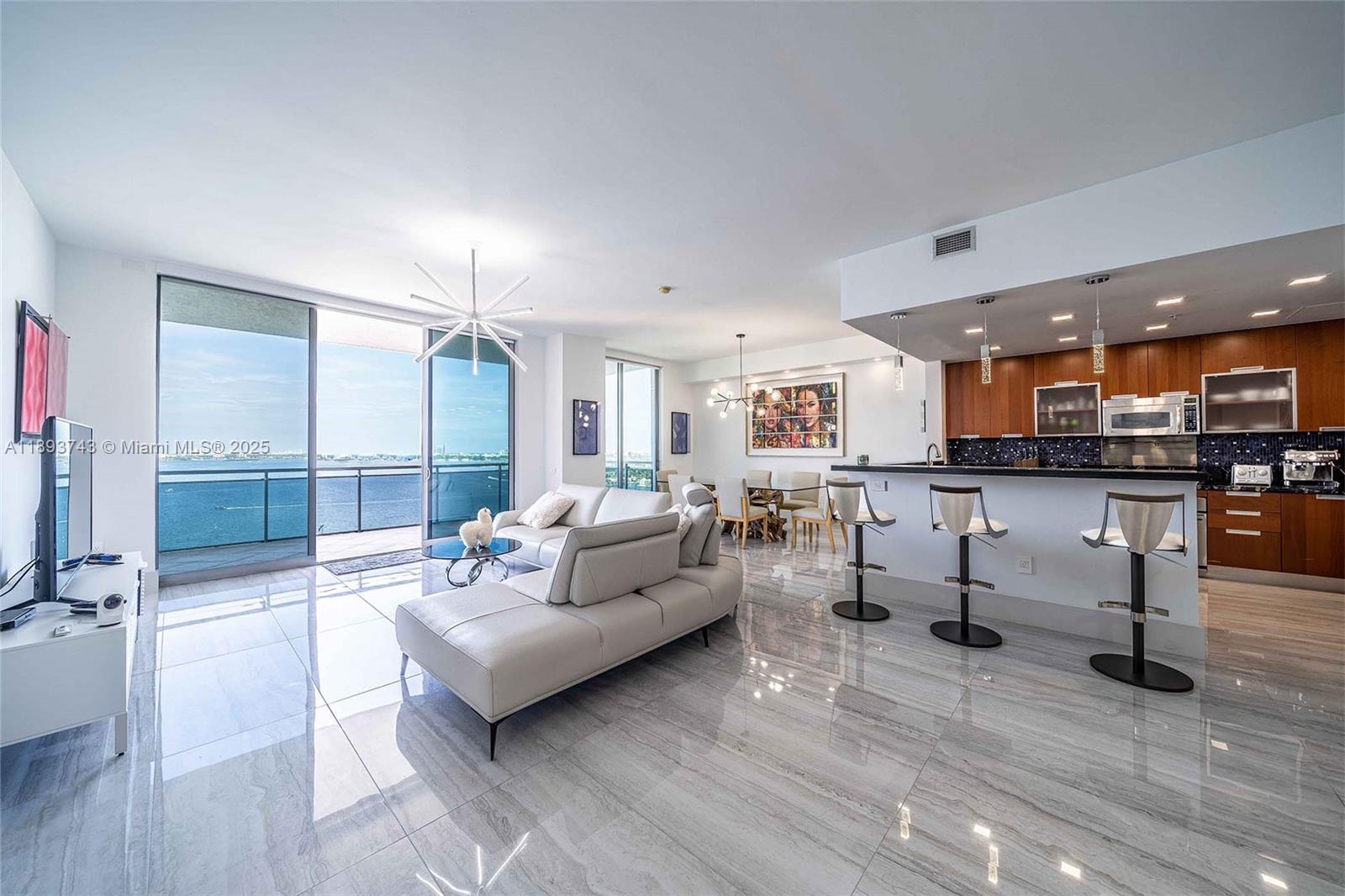 THE LEXI CONDO - Residential Lease